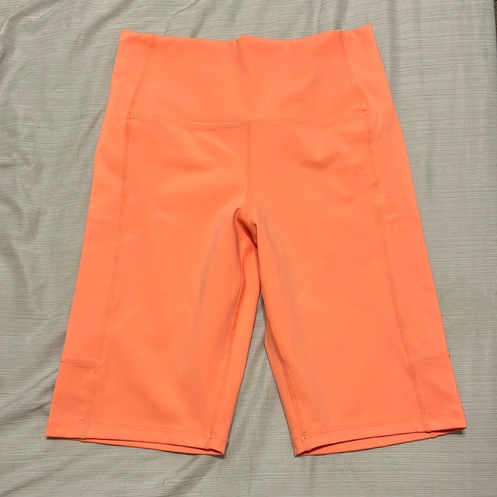 Glyder High Power short NWOT, size medium